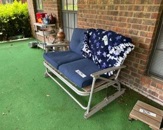 Outside Love Seat - Plant stands