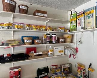 Golf Balls - Pots - Plant Pots - Misc, Items
