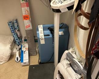 Weight Machine - Camode Lid - Breathing Machine