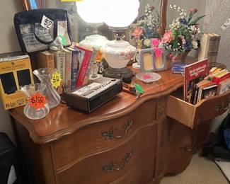 Dresser with matching Mirror - Beautiful Lamp - Glassware - Make-up Items