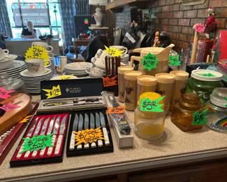 Knife sets and Kitchen Items