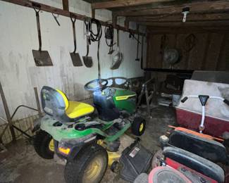 John Deere Lawnmower