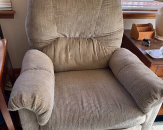 TAN RECLINER