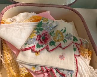 VINTAGE HANKIES