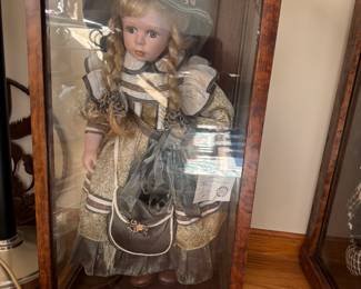VINTAGE PORCELAIN DOLL WITH HAND MADE GLASS AND OAK CASE