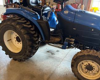 FORD 6600 TRACTOR