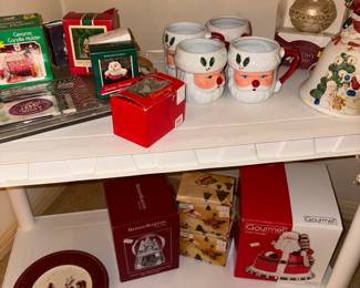 Santa mugs, Ornaments, Tea pots