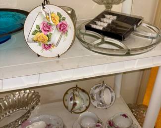 cheese spreaders, cups and saucers English,