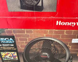 Floor fan