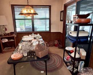 eat in kitchen area