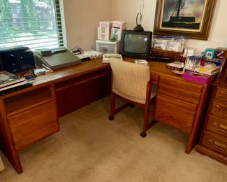 MCM style Corner Desk, Office chair