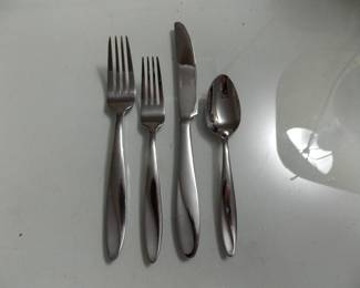 Oneida Stainless Flat ware Service for 12
