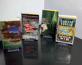 Night Zone The Bodyguard Story Charlotte Vale Allen Earlene Fowler Spider Web