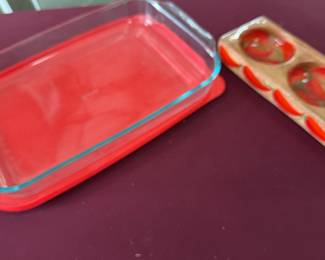Pyrex Glass Lasagna Bakeware And Chili Pepper Tri Bowl For Salsa