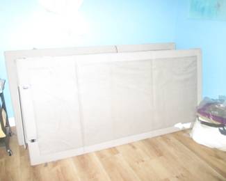 2 Twin Electric Beds - Makes Into A King Bed