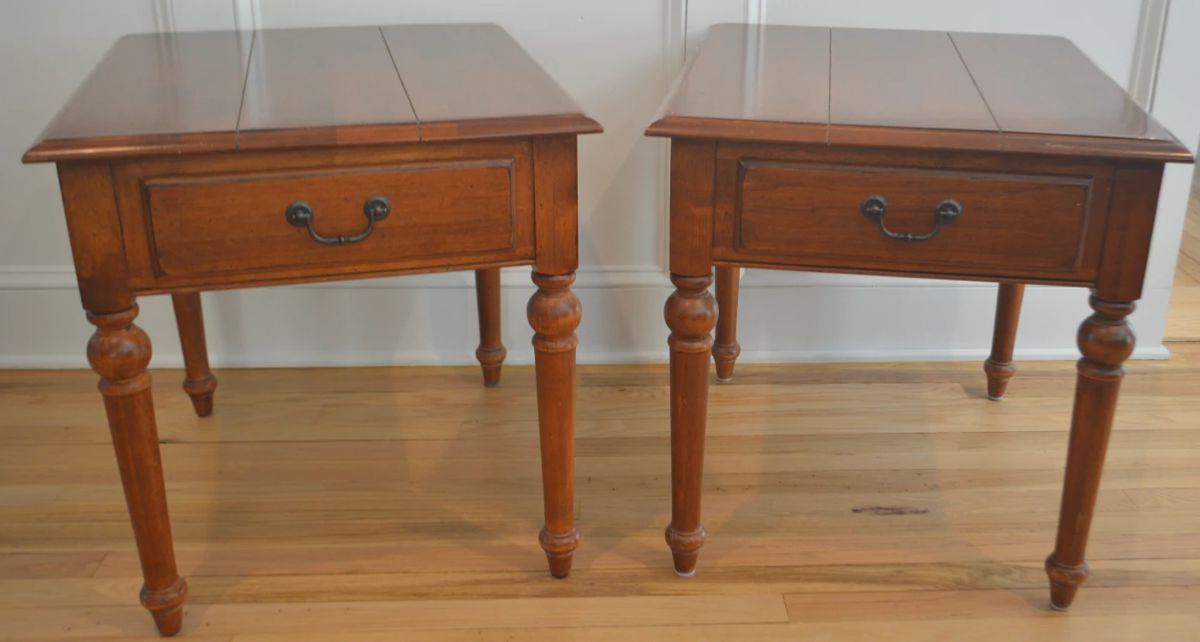 Pair of Ethan Allen Side tables