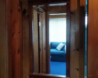 Wall mirror