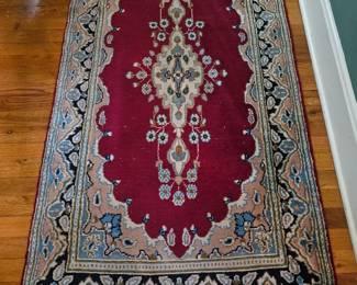 Stunning Silk 8 x 3 Oriental Rug.