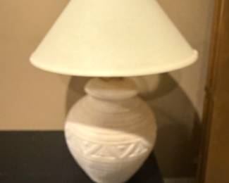 TERRA COTTA TABLE LAMP