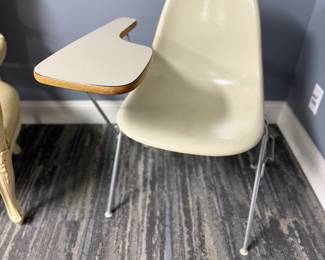 MCM HERMAN MILLER EAMES MOLDED FIBERGLASS FLIP UP STUDENT CHAIR