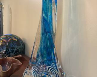 KARG TWISTED GLASS SCULPTURE