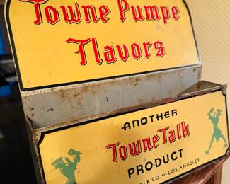 Towne Talk Co Metal Display