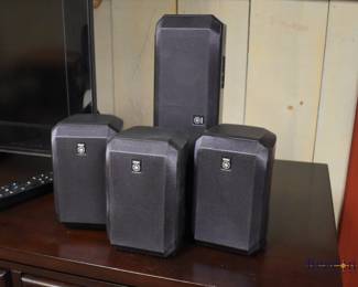 Yamaha speakers set