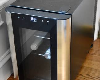 Wine Enthusiast wine cooler