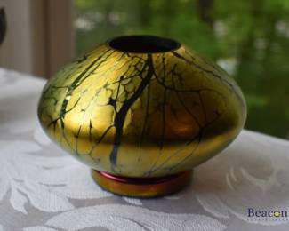 Stuart Ableman vase with frog