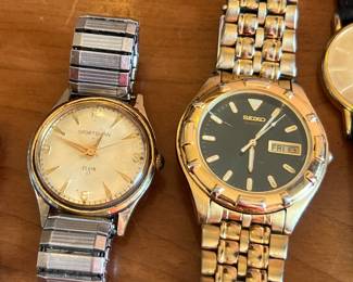 Real nice vintage sportsman Elgin and an In the great condition gold Seiko day/date