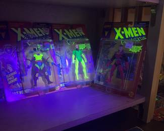 Many of the x-men also glow under black light… I guess it’s not very surprising since they are all mutants.