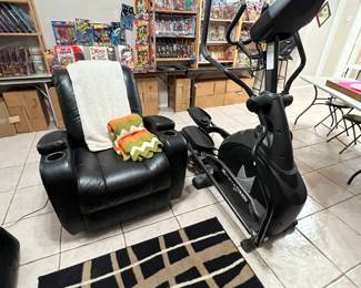 Awesome matching electric recliner