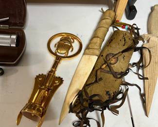 Crazy native knife! So many awesome knives!