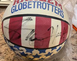 Signed 70’s-90’s Harlem Globetrotters Ball