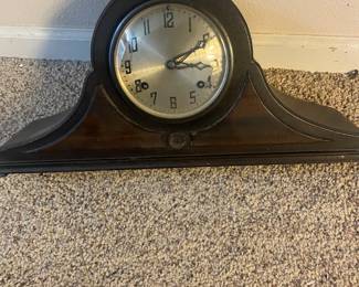 Old Mantle clock 