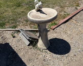 Concrete bird bath