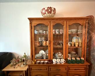 Noritake fine china 8 place setting. Vintage Japanese geisha teapot and cup set from Okinawa Japan 1980s, china cabinet,