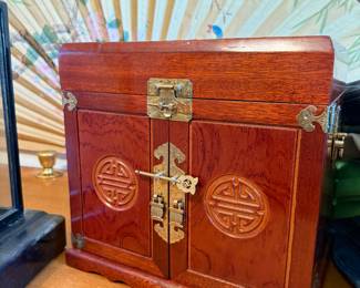Vintage Japanese jewelry box