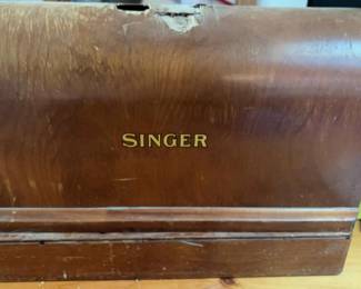 Vintage Portable Singer Sewing Machine