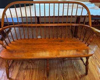 Windsor Spindle Back Bench