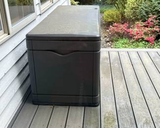 Outdoor storage bench