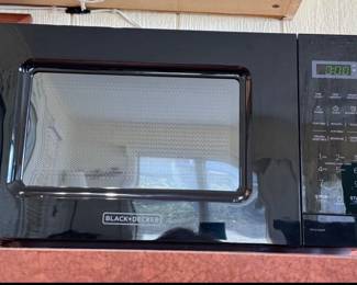 Black & Decker microwave