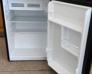 Artic Fresh mini fridge