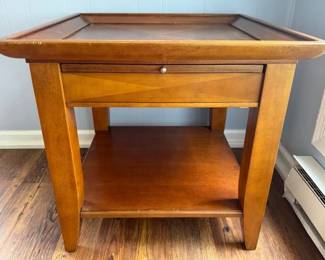 Side table with pull out tray