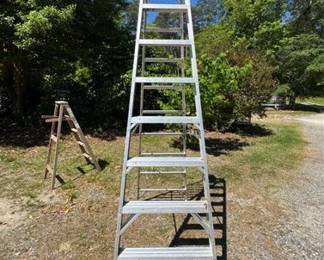 10 foot aluminum ladder and 5 foot wooden ladder