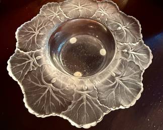 Lalique geranium dish