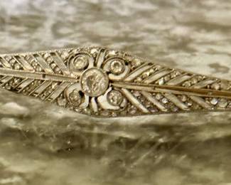 Lovely antique bar pin