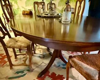 Fabulous oval handed mahogany dining table in a fabulous size!