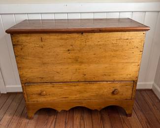 #1 Antique Pine Quilt Chest 41.5" x 19.5" x 35"