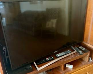 #91 - 38" Sony TV $60
